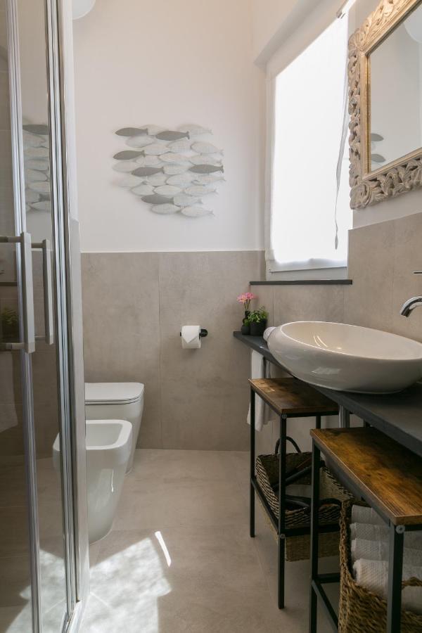 Happy Family Apartments San Pietro Genua Exterior foto